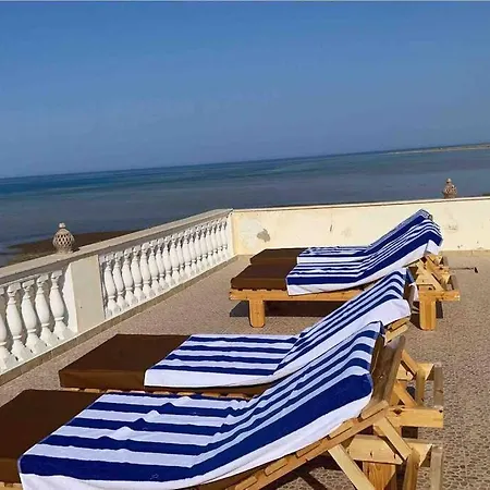 Sunshine Villa